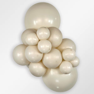 395166 Pastel Dusk Cream 18" Round (25ct)