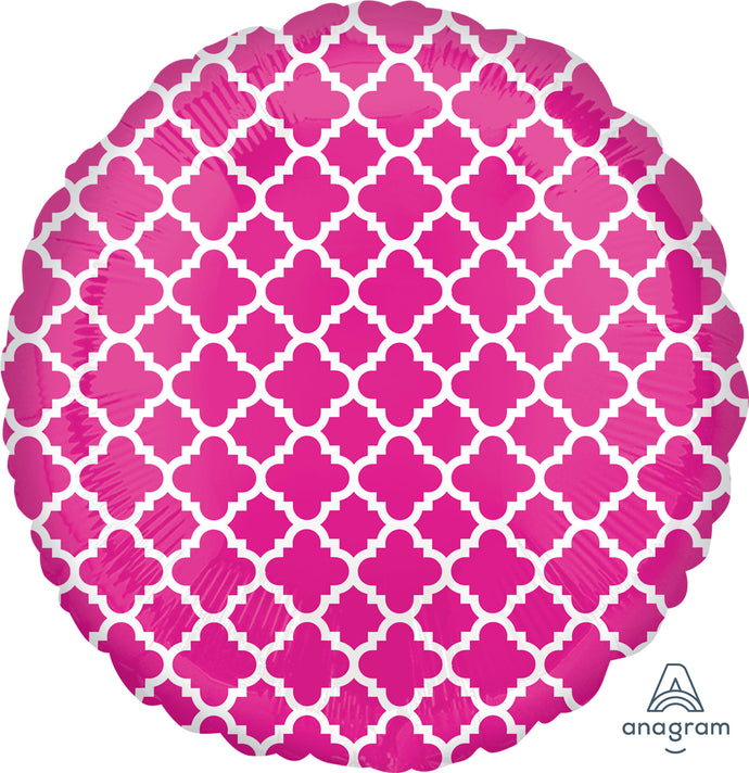 32659 Pink and White Quatrefoil