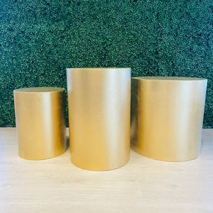 Set of 3 Round Plinth Rental - Gold